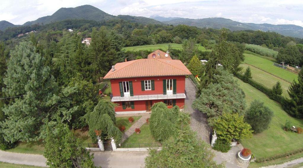 Villa Sissi Arliano ภายนอก รูปภาพ